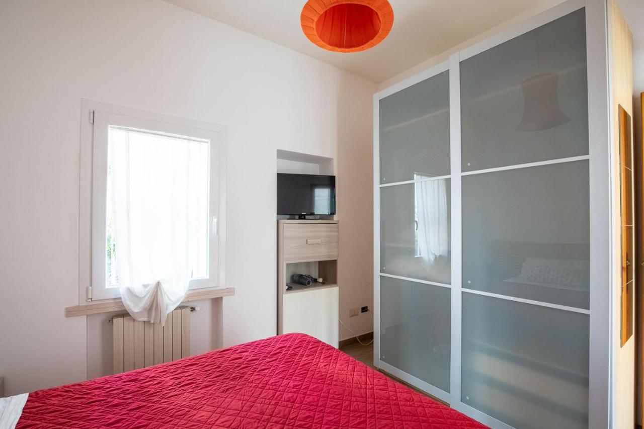 Bilocale Con Giardino A 200Mt Dal Mare - Homeunity Rimini Zewnętrze zdjęcie